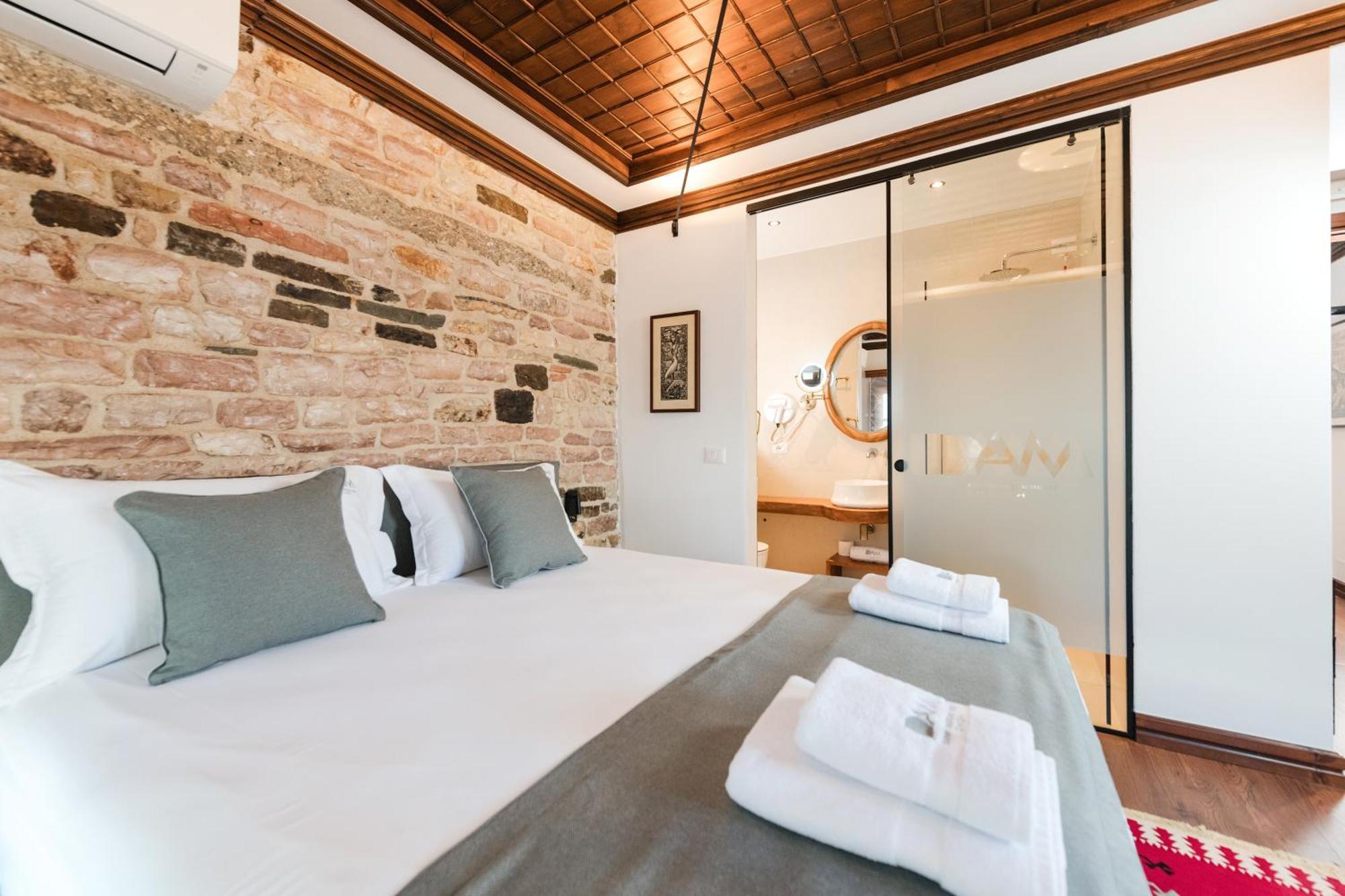 Dam Stone Boutique Hotel Gjirokastra Kültér fotó
