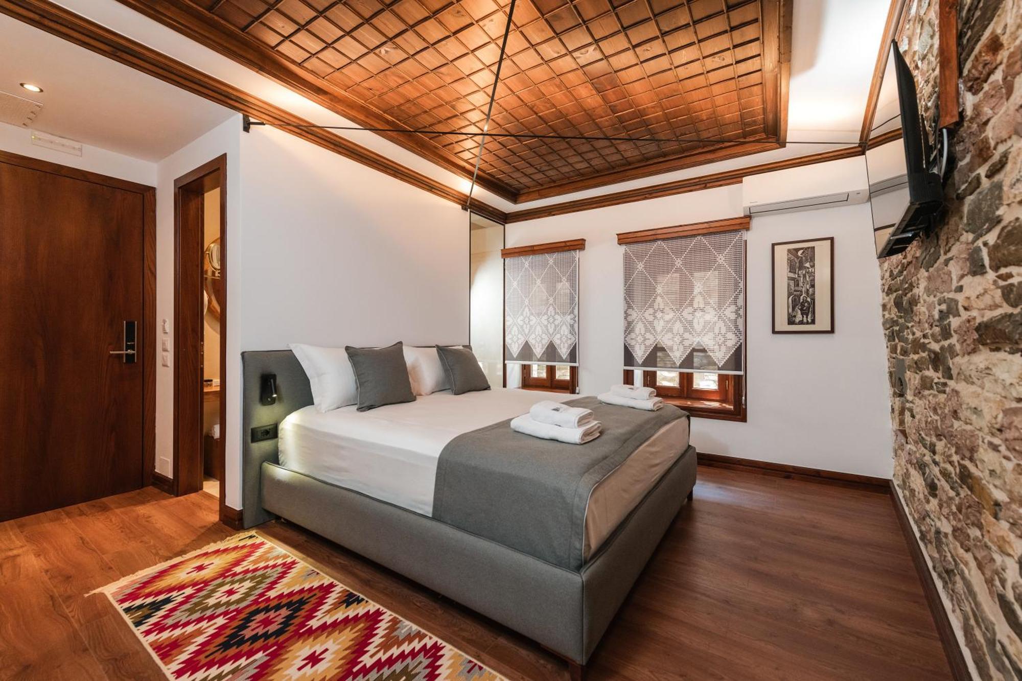 Dam Stone Boutique Hotel Gjirokastra Kültér fotó